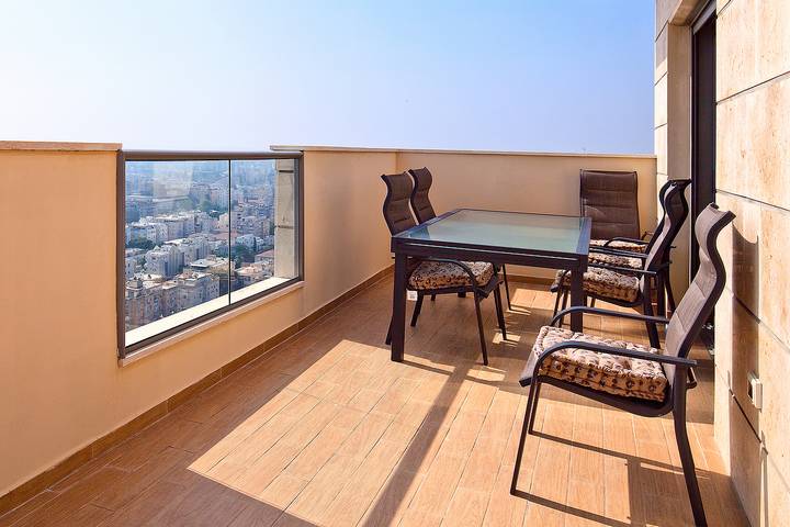 Embrace the empty space in your minimalist condo balcony ideas.